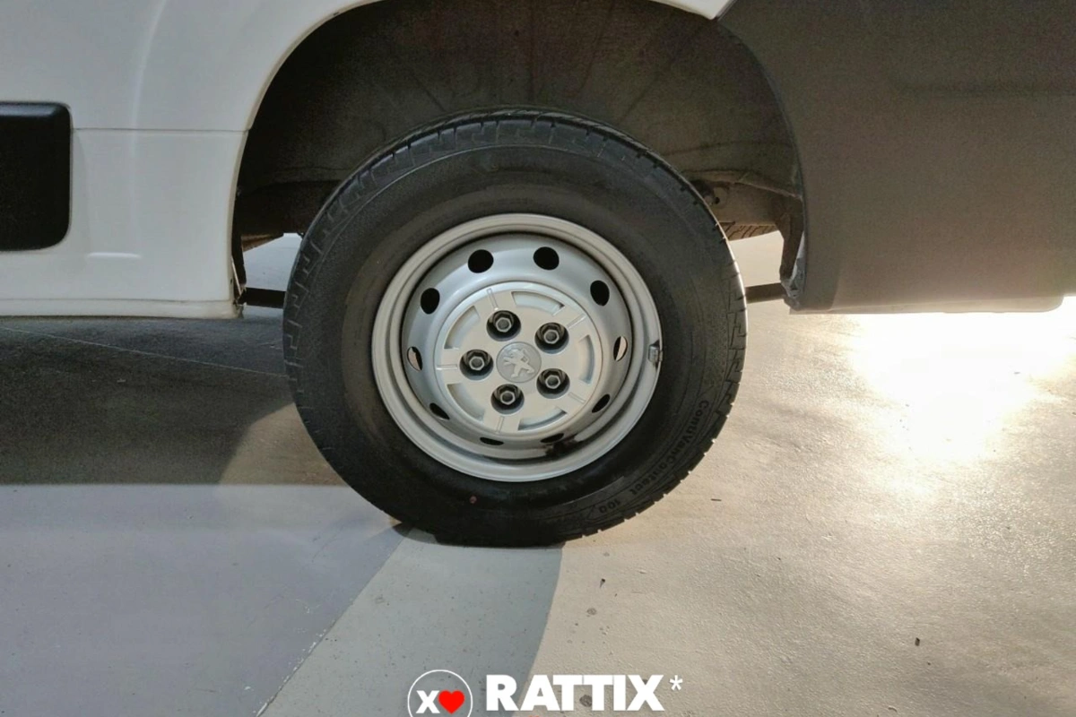 PEUGEOT boxer iii 333 2019 2.2 bluehdi 140cv S&S L3H2